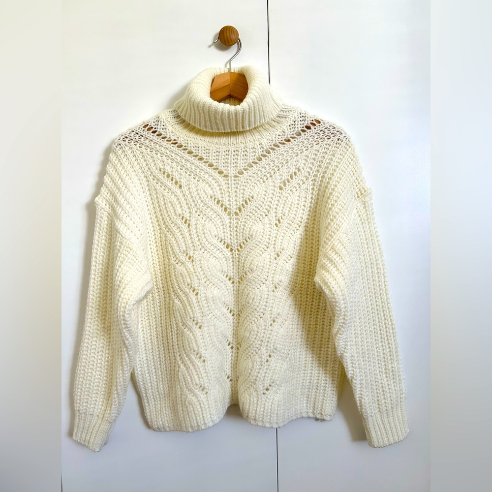 Brand new white turtle neck knit sweater from Lulu's